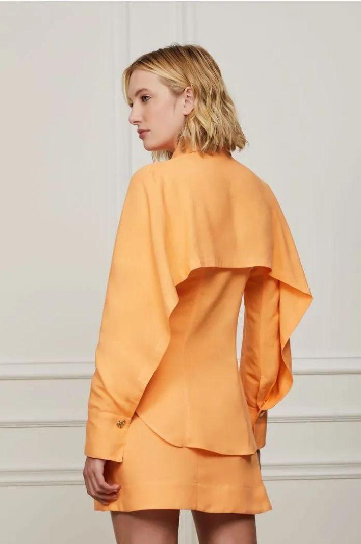 Long Sleeve Viscose Shirt With Linen Stitching - Spring in Summer