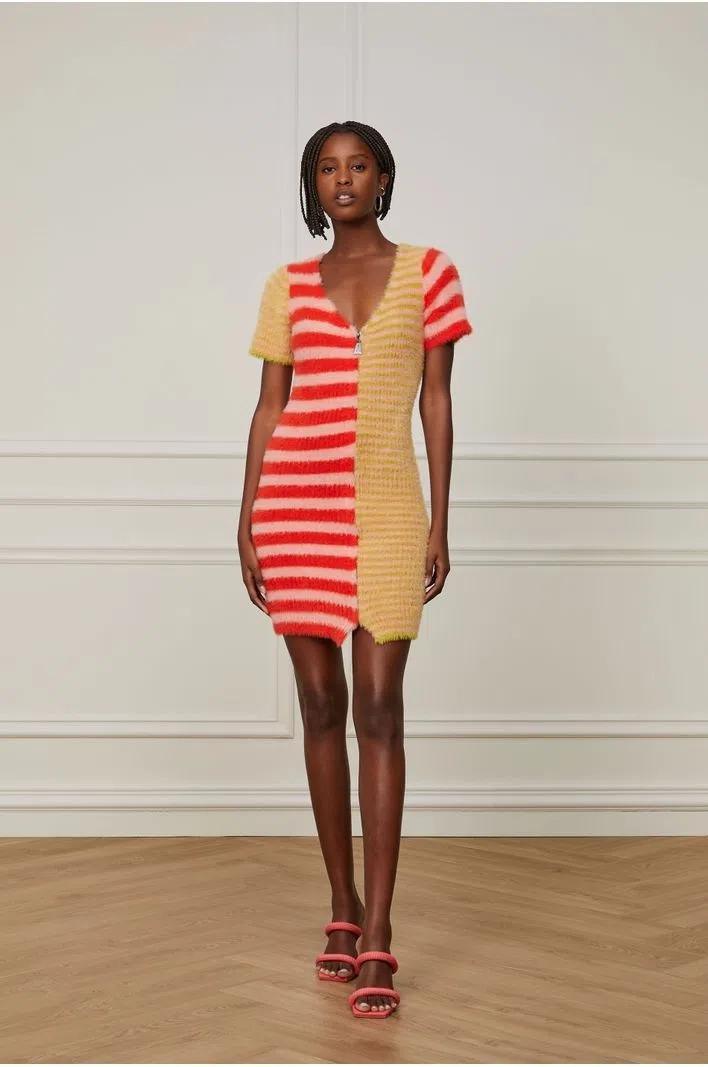STRIPED KNIT DRESS WITH ZIPPER - Spring in Summer