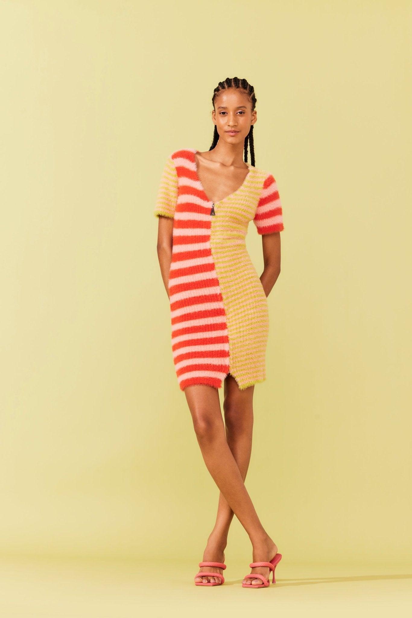 STRIPED KNIT DRESS WITH ZIPPER - Spring in Summer